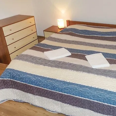 Two-bedroom Holiday In Stara Lesna